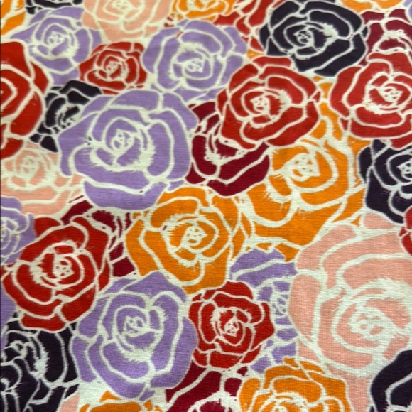 LuLaRoe Perfect Tee with Patterned Multicolor Roses - Picture 3 of 5